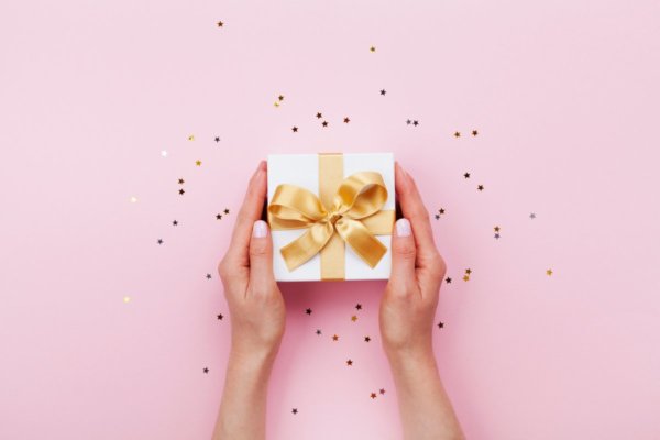 Holiday Gift Guide | Revive MedSpa In San Diego